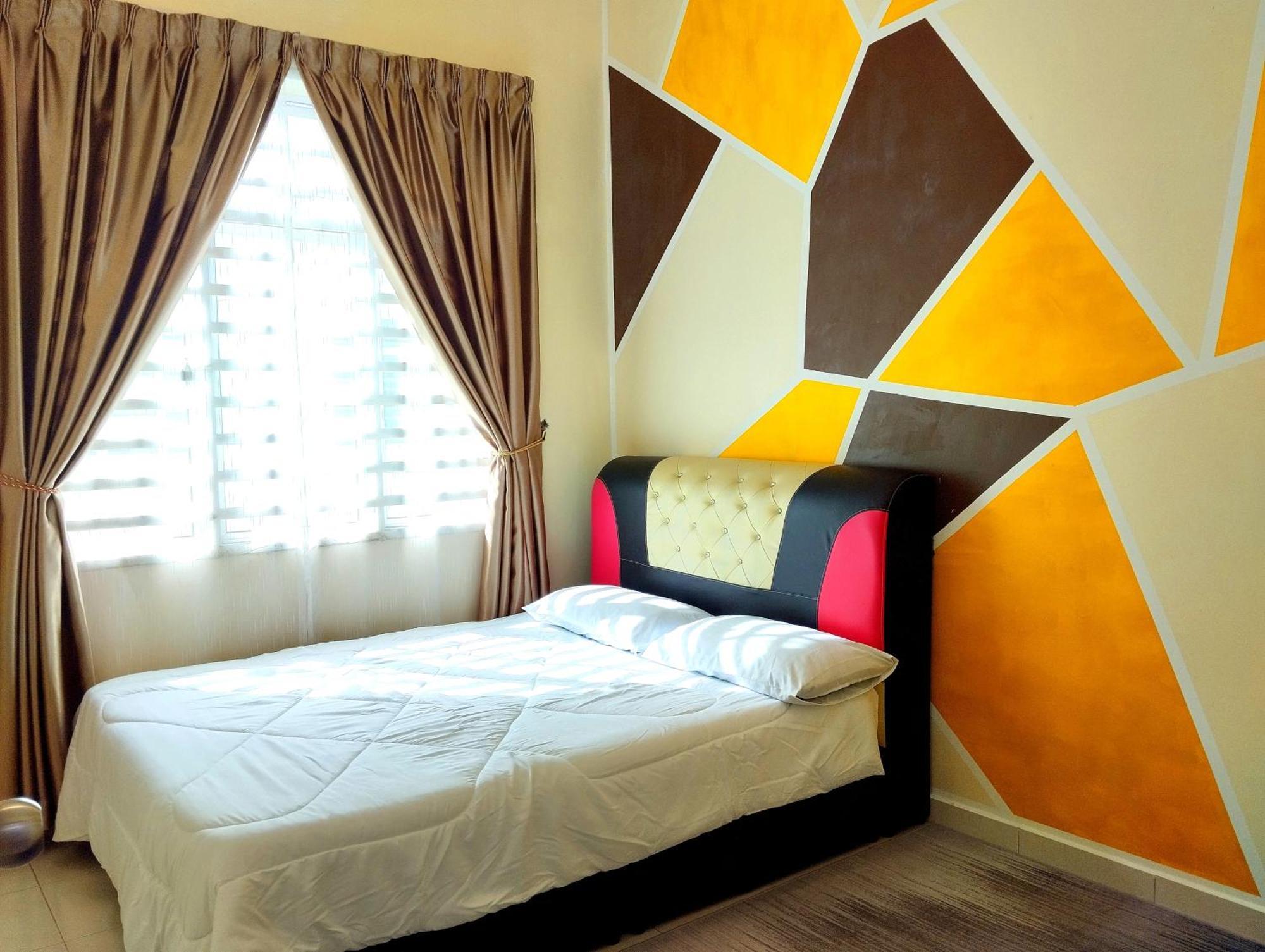 Cosy Casa Hana 4Br 3B Куантан Екстериор снимка